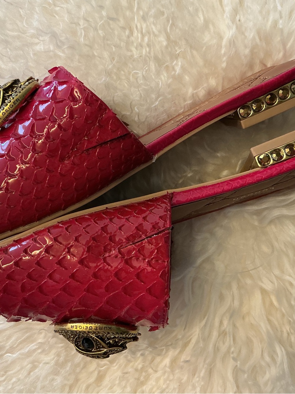 Kurt Geiger Hot Pink Embossed Slide Sandals with Ornate Gold Buckle - Picture 3 of 6